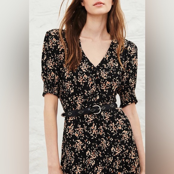 BA&SH very flattering Vika midi dress - Picture 2 of 11